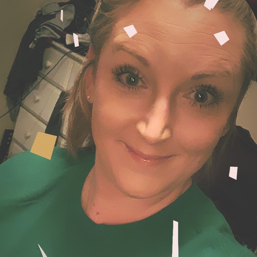 Meet your Posher, Stephanie